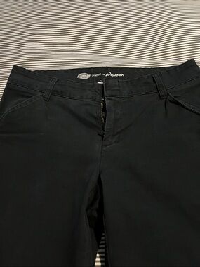 Dickies black pants size 4 short